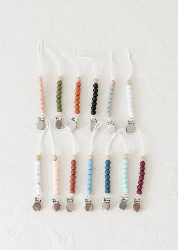 Wren Pacifier Clip