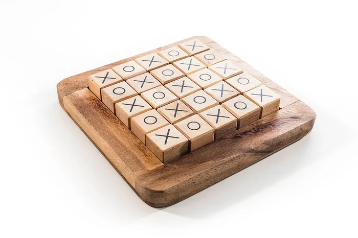 Xoxo Strategy Game